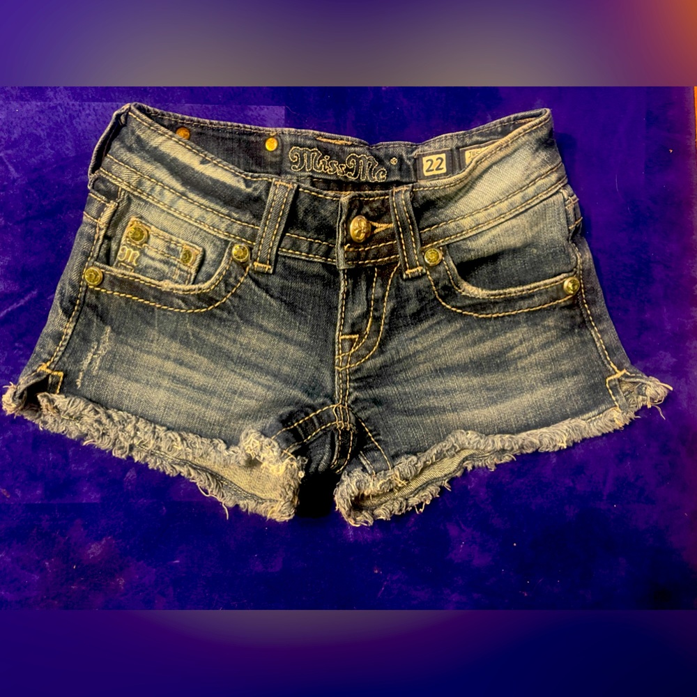 Miss Me Shorts Size 22